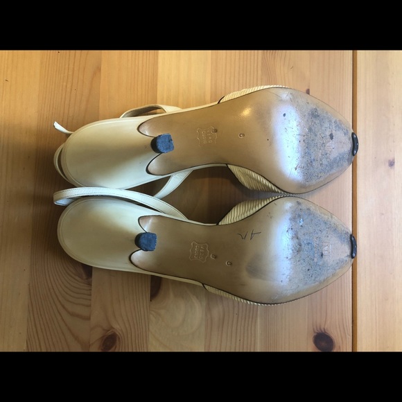 Authentic Vintage BRUNO MAGLI Strappy Heels Sz 8 - Picture 6 of 7